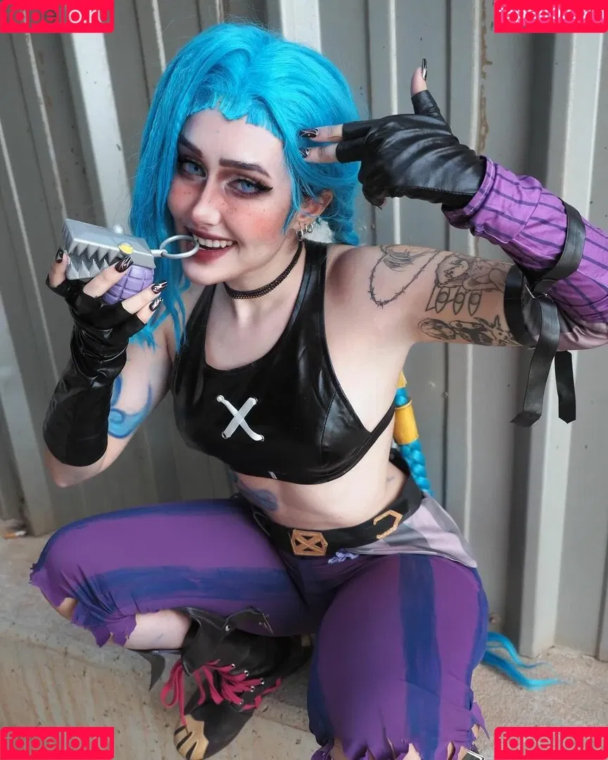 Nyukix / nyukix_ / omgcosplay Onlyfans Photo Gallery 