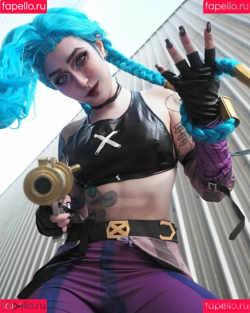 Nyukix / nyukix_ / omgcosplay Onlyfans Photo Gallery 