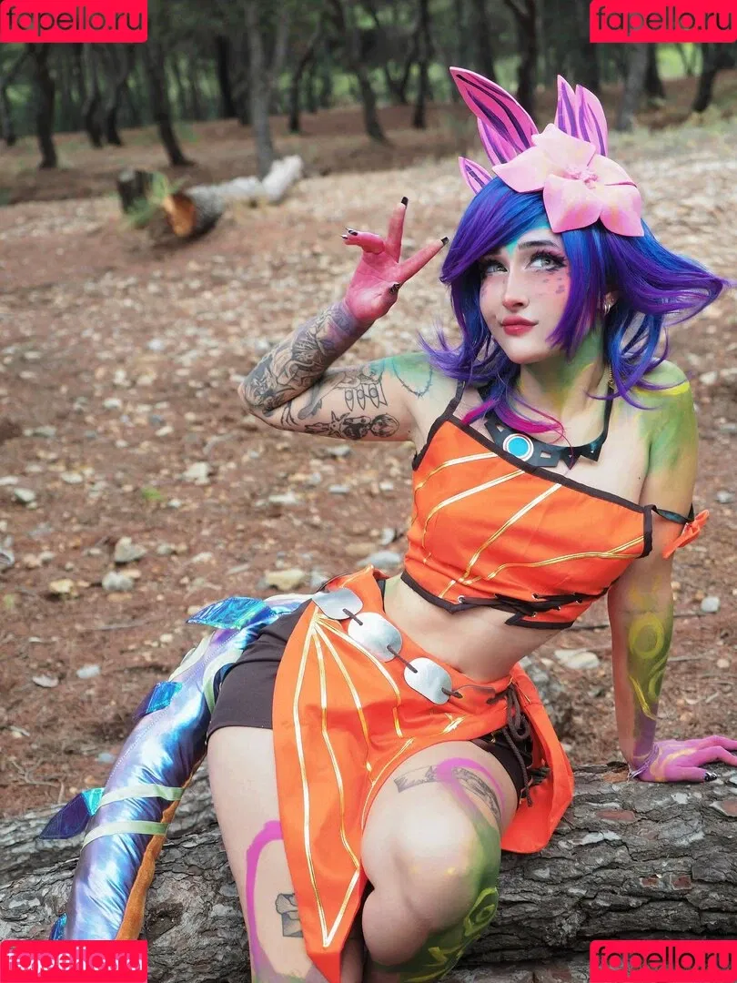 Nyukix / nyukix_ / omgcosplay Onlyfans Photo Gallery 