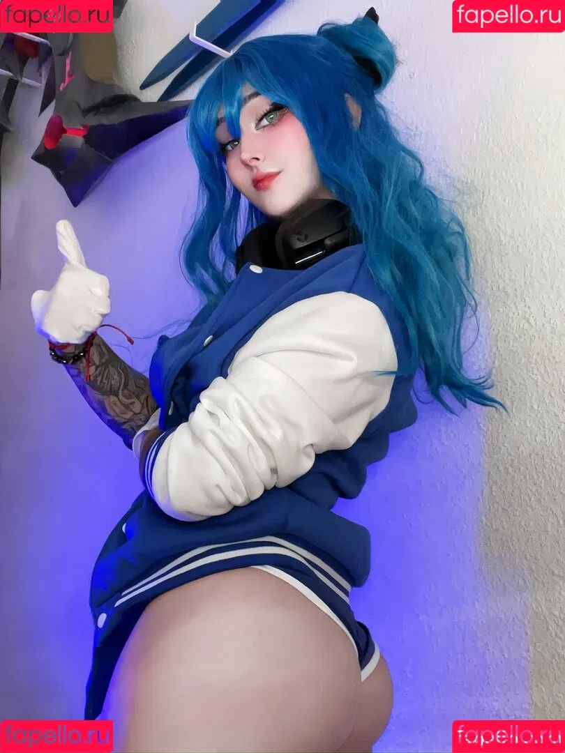 Nyukix / nyukix_ / omgcosplay Onlyfans Photo Gallery 