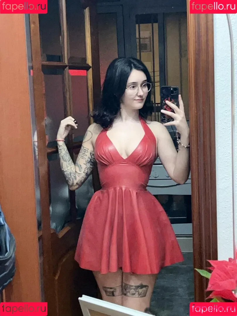 Nyukix / nyukix_ / omgcosplay Onlyfans Photo Gallery 
