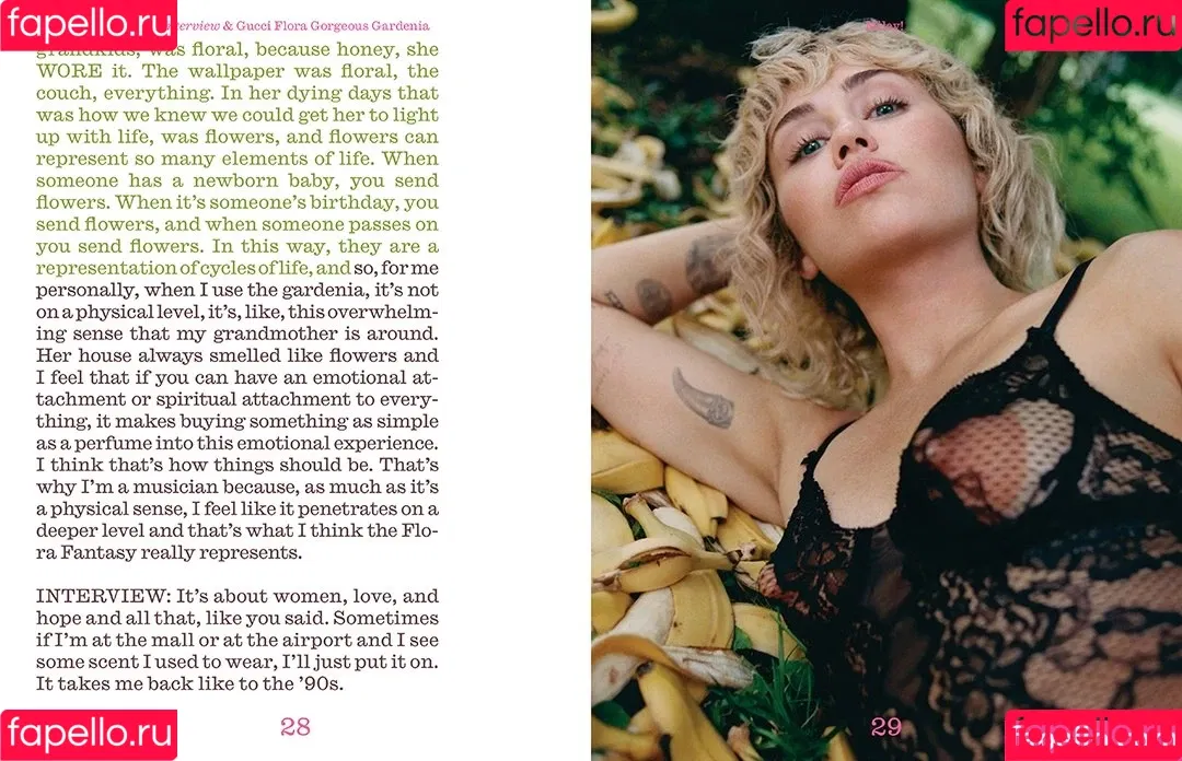 Miley Cyrus / MileyCyrus Onlyfans Photo Gallery 