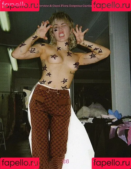 Miley Cyrus / MileyCyrus Onlyfans Photo Gallery 