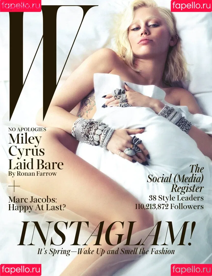 Miley Cyrus / MileyCyrus Onlyfans Photo Gallery 