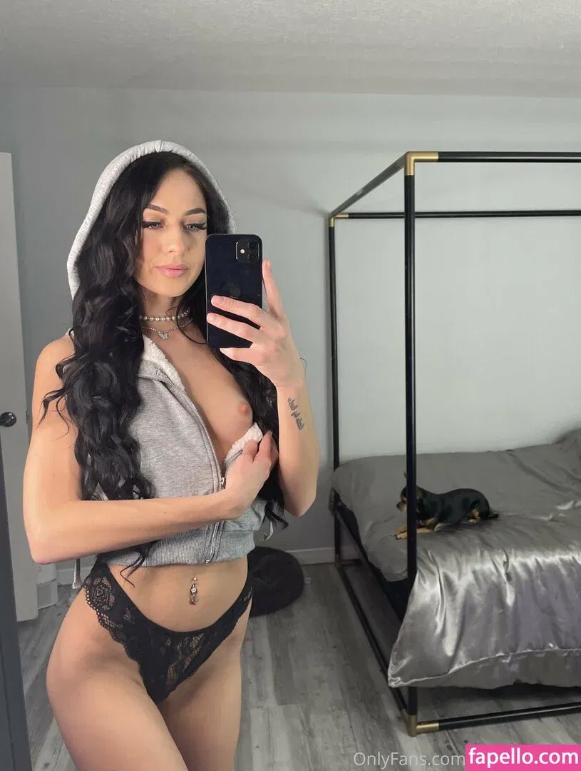 alaia / theeonlyalaia / theeonlyalaiaa Onlyfans Photo Gallery 