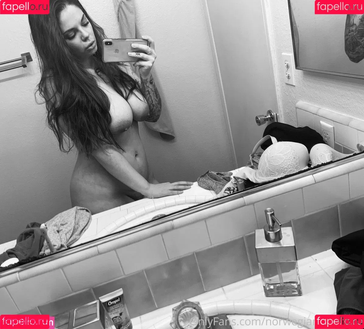 norwegian._doll / norwegian_doll / norwegian_dollface Onlyfans Photo Gallery 