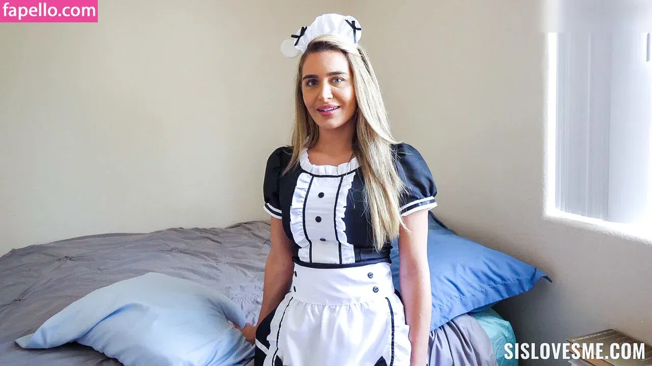 Ella Reese / ellareesebby / ellareesexxx Onlyfans Photo Gallery 