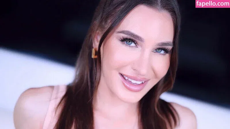 Ella Reese / ellareesebby / ellareesexxx Onlyfans Photo Gallery 