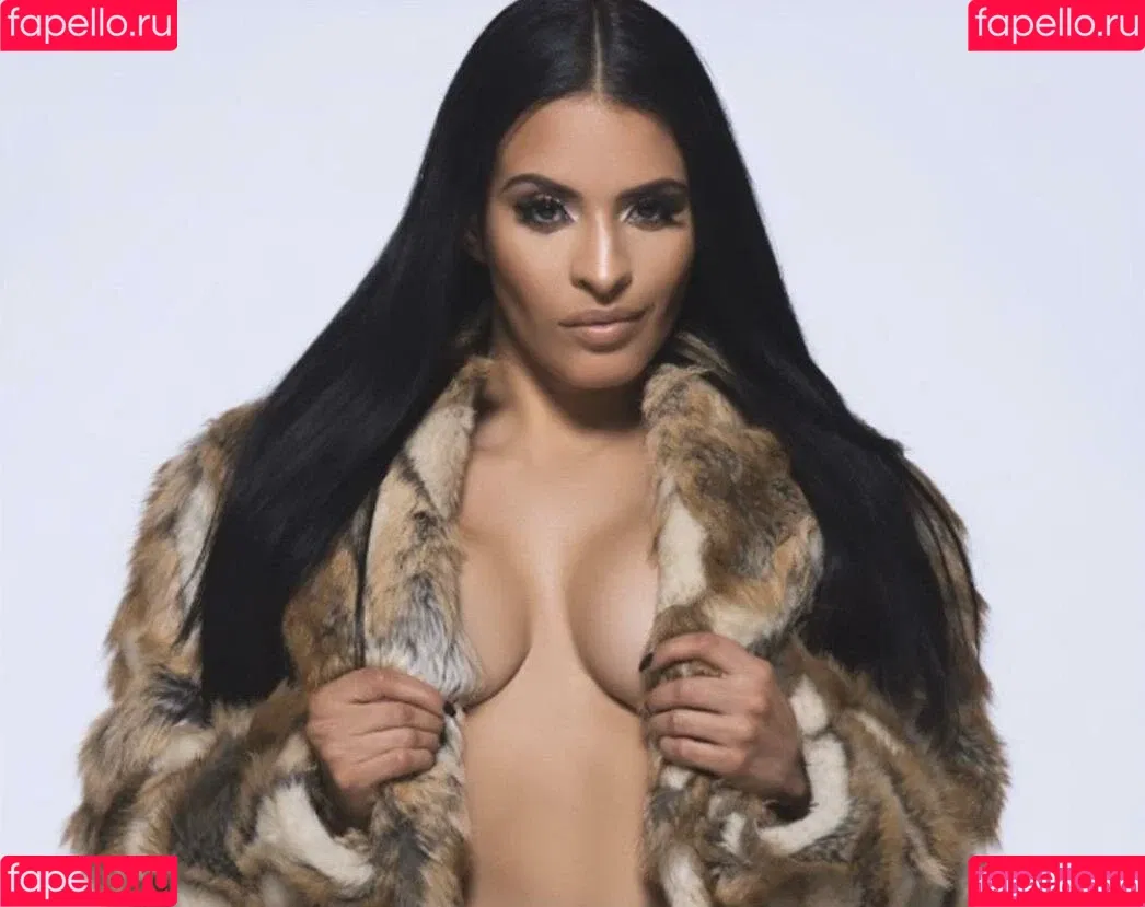 / Thea Trinidad / Zelina Vega / zelinavegawwe Onlyfans Photo Gallery 