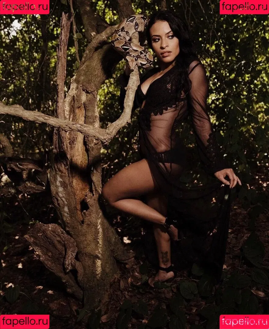 / Thea Trinidad / Zelina Vega / zelinavegawwe Onlyfans Photo Gallery 