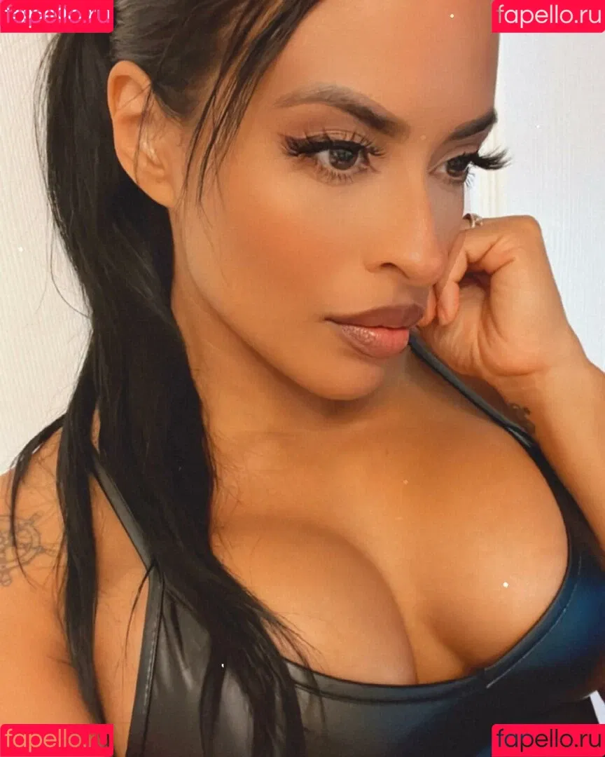 / Thea Trinidad / Zelina Vega / zelinavegawwe Onlyfans Photo Gallery 