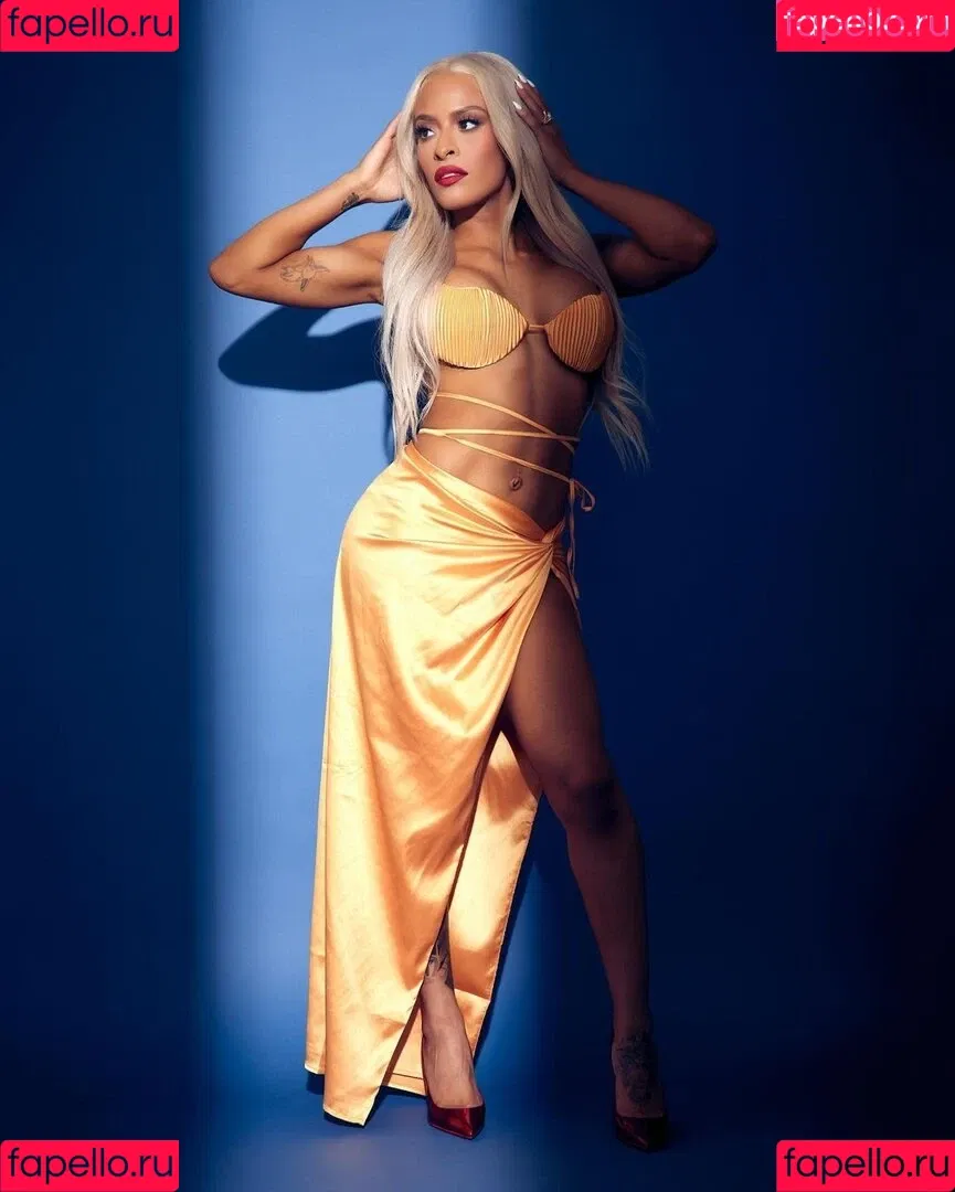 / Thea Trinidad / Zelina Vega / zelinavegawwe Onlyfans Photo Gallery 