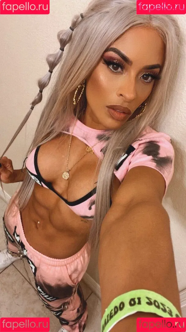 / Thea Trinidad / Zelina Vega / zelinavegawwe Onlyfans Photo Gallery 
