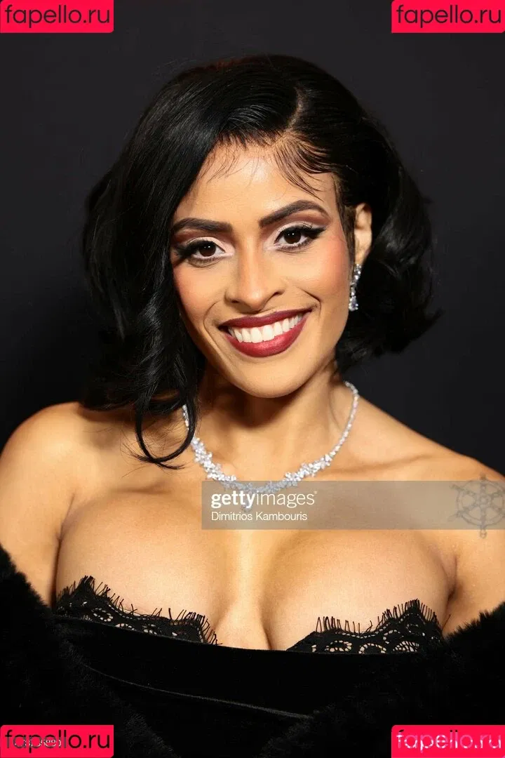 / Thea Trinidad / Zelina Vega / zelinavegawwe Onlyfans Photo Gallery 
