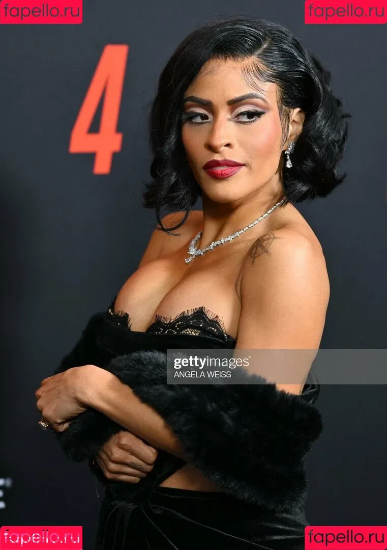 / Thea Trinidad / Zelina Vega / zelinavegawwe Onlyfans Photo Gallery 