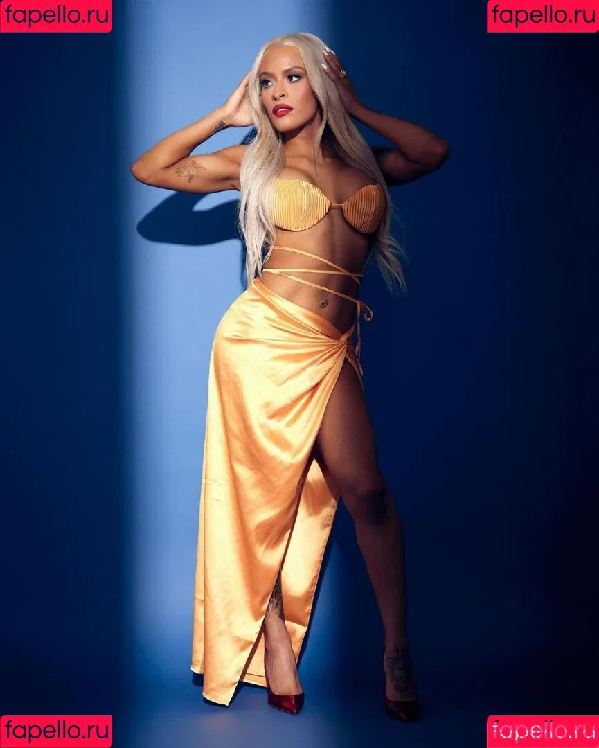 / Thea Trinidad / Zelina Vega / zelinavegawwe Onlyfans Photo Gallery 