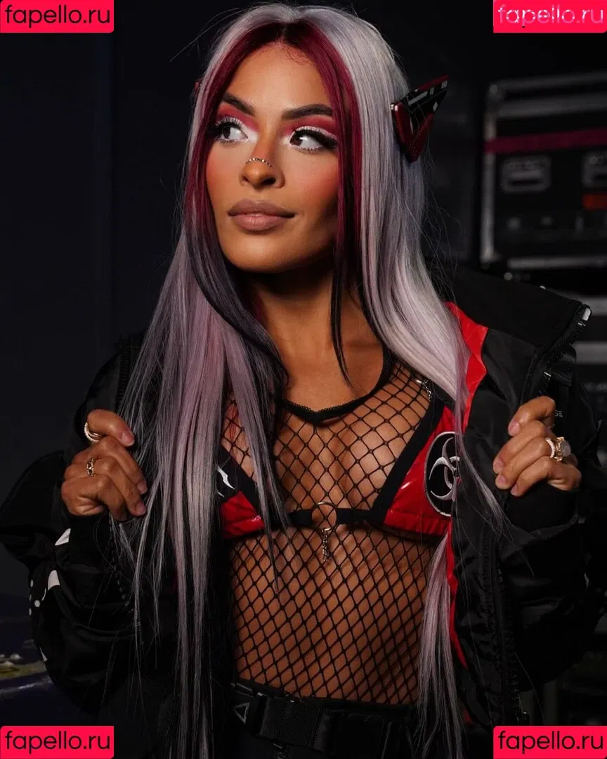 / Thea Trinidad / Zelina Vega / zelinavegawwe Onlyfans Photo Gallery 