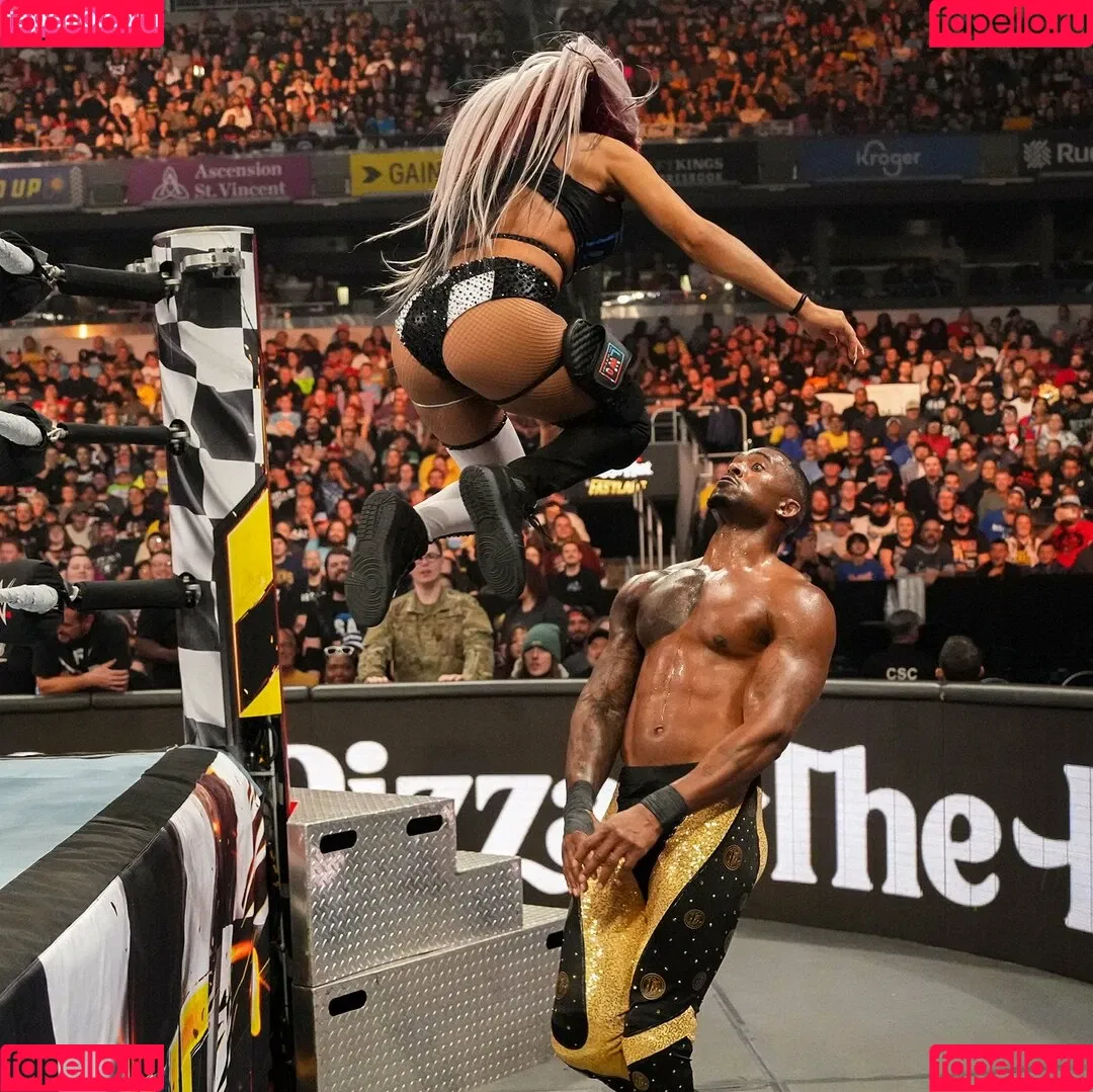 / Thea Trinidad / Zelina Vega / zelinavegawwe Onlyfans Photo Gallery 