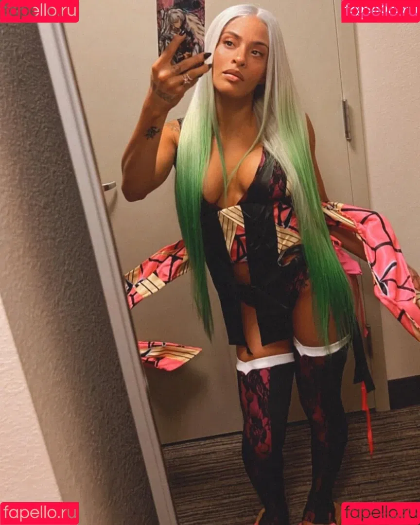/ Thea Trinidad / Zelina Vega / zelinavegawwe Onlyfans Photo Gallery 