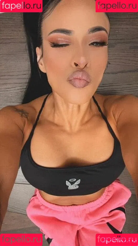 / Thea Trinidad / Zelina Vega / zelinavegawwe Onlyfans Photo Gallery 