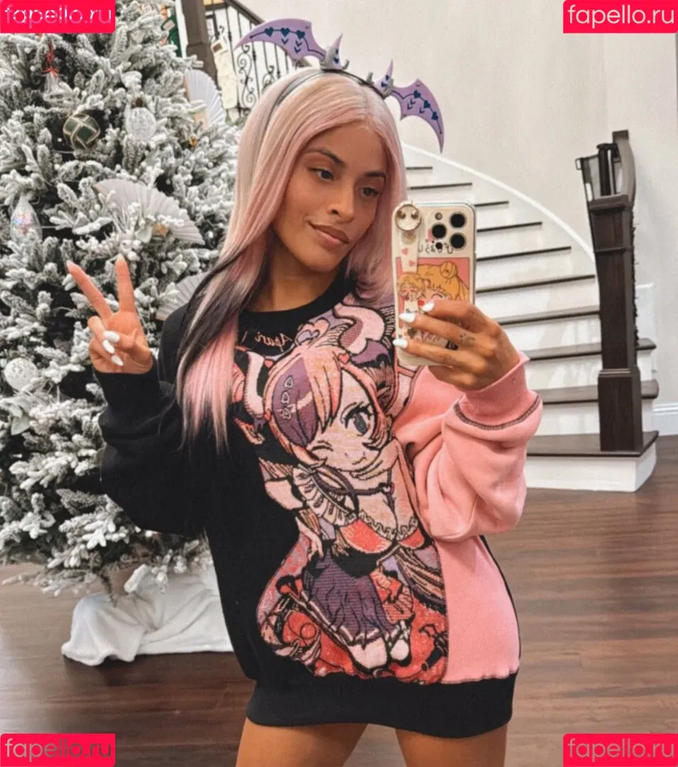 / Thea Trinidad / Zelina Vega / zelinavegawwe Onlyfans Photo Gallery 