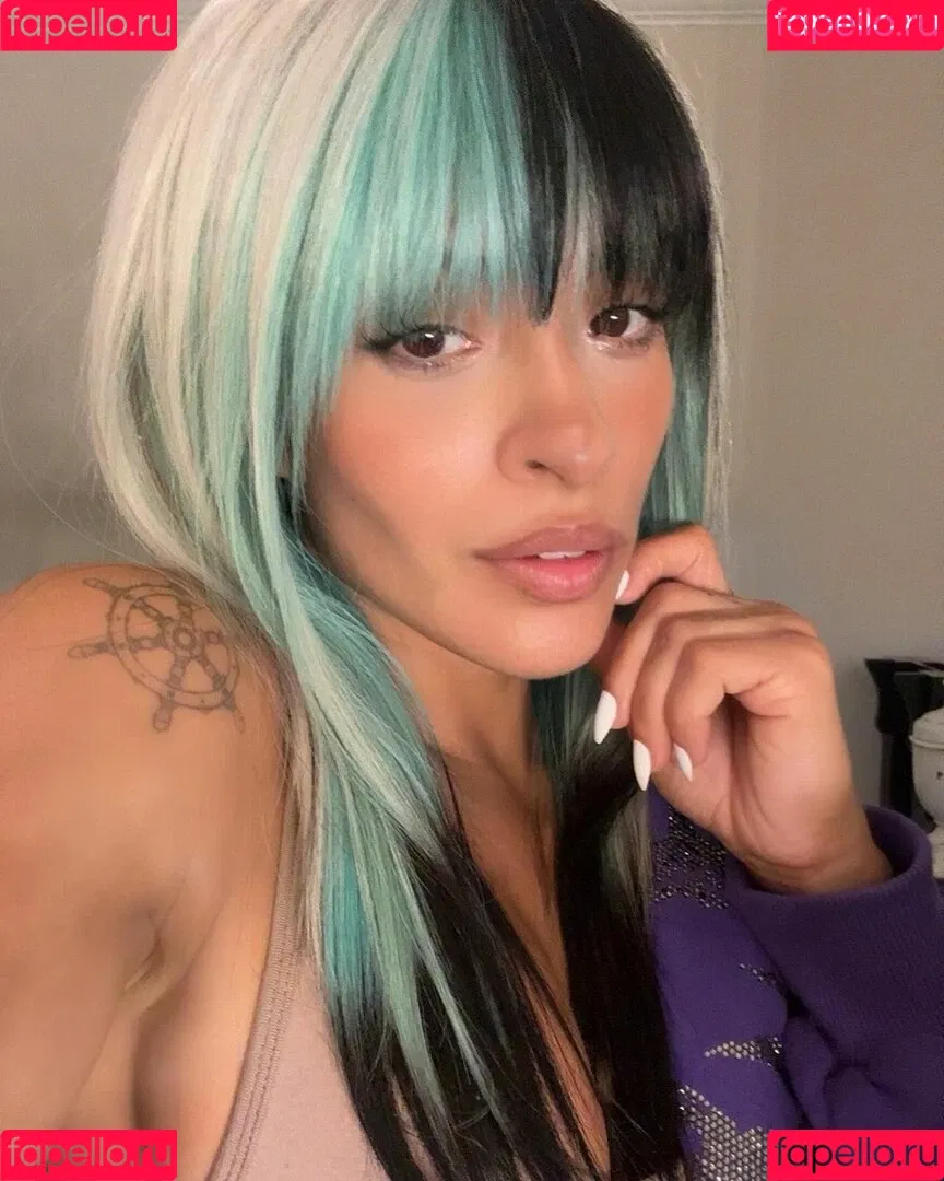 / Thea Trinidad / Zelina Vega / zelinavegawwe Onlyfans Photo Gallery 