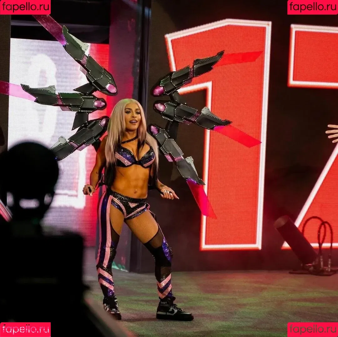 / Thea Trinidad / Zelina Vega / zelinavegawwe Onlyfans Photo Gallery 