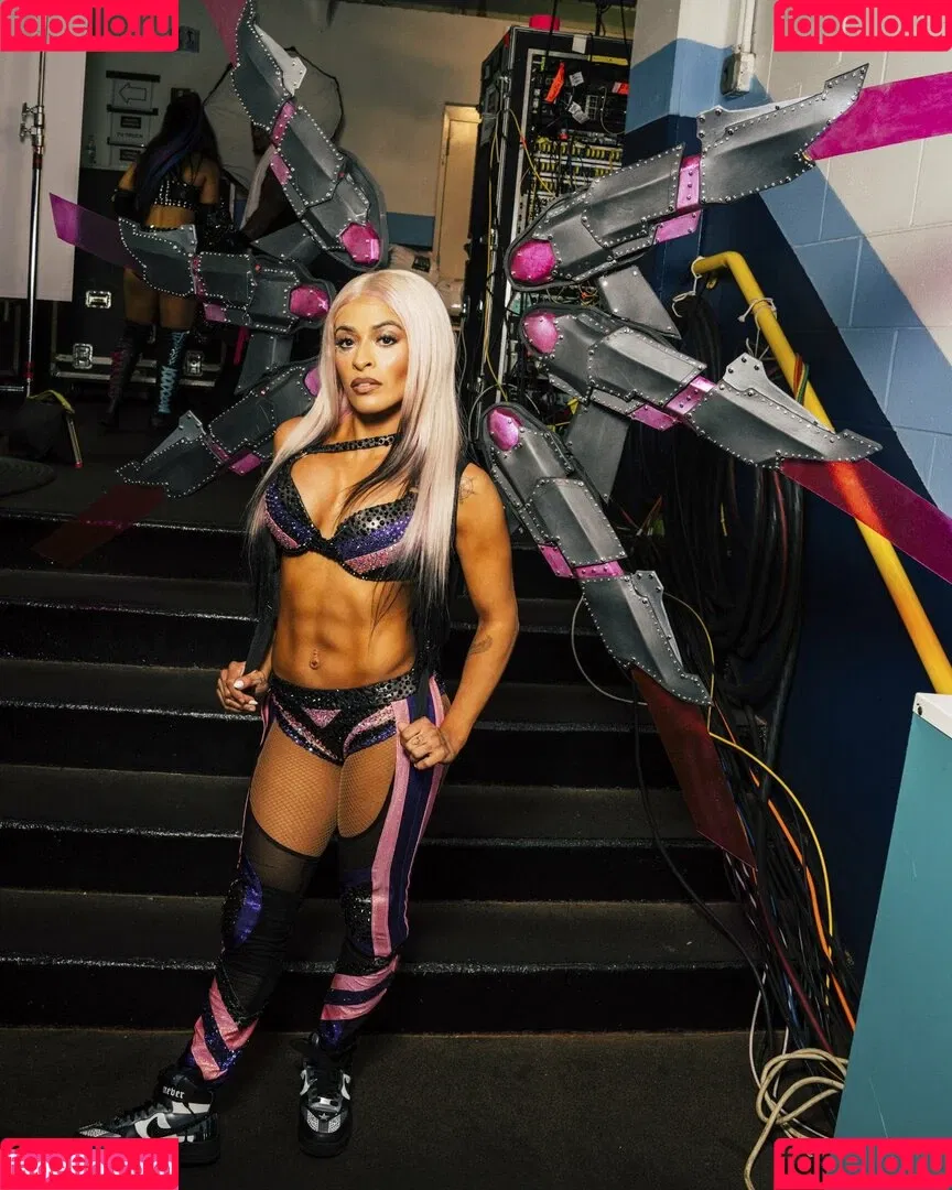 / Thea Trinidad / Zelina Vega / zelinavegawwe Onlyfans Photo Gallery 