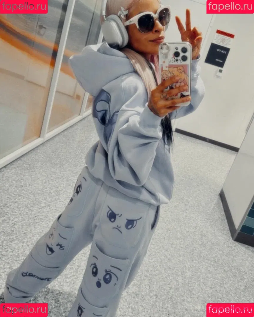 / Thea Trinidad / Zelina Vega / zelinavegawwe Onlyfans Photo Gallery 