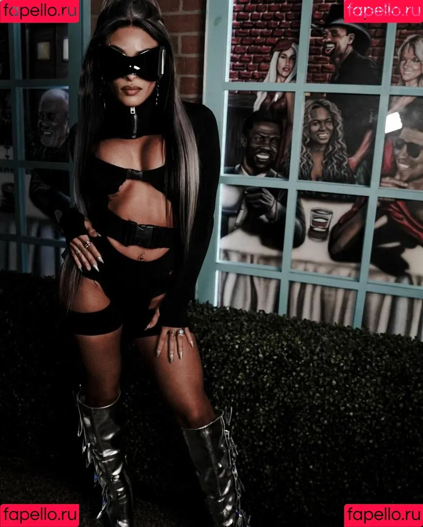 / Thea Trinidad / Zelina Vega / zelinavegawwe Onlyfans Photo Gallery 