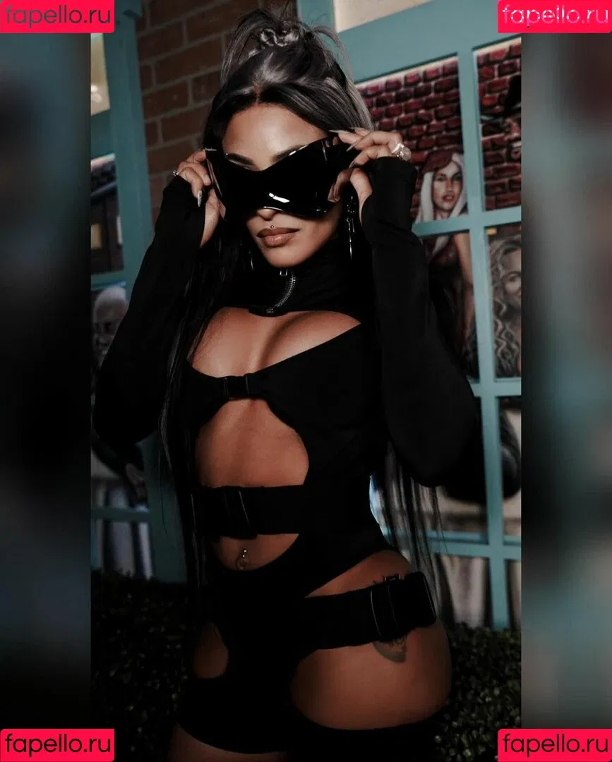 / Thea Trinidad / Zelina Vega / zelinavegawwe Onlyfans Photo Gallery 