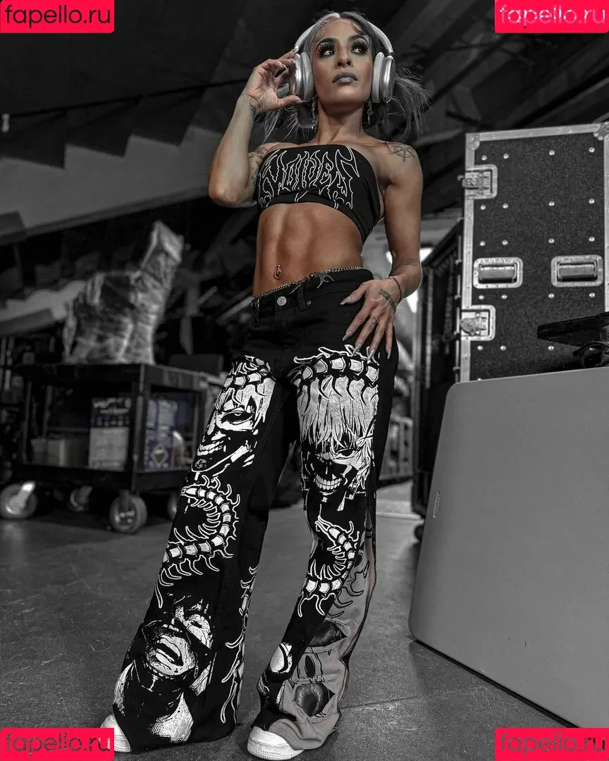/ Thea Trinidad / Zelina Vega / zelinavegawwe Onlyfans Photo Gallery 