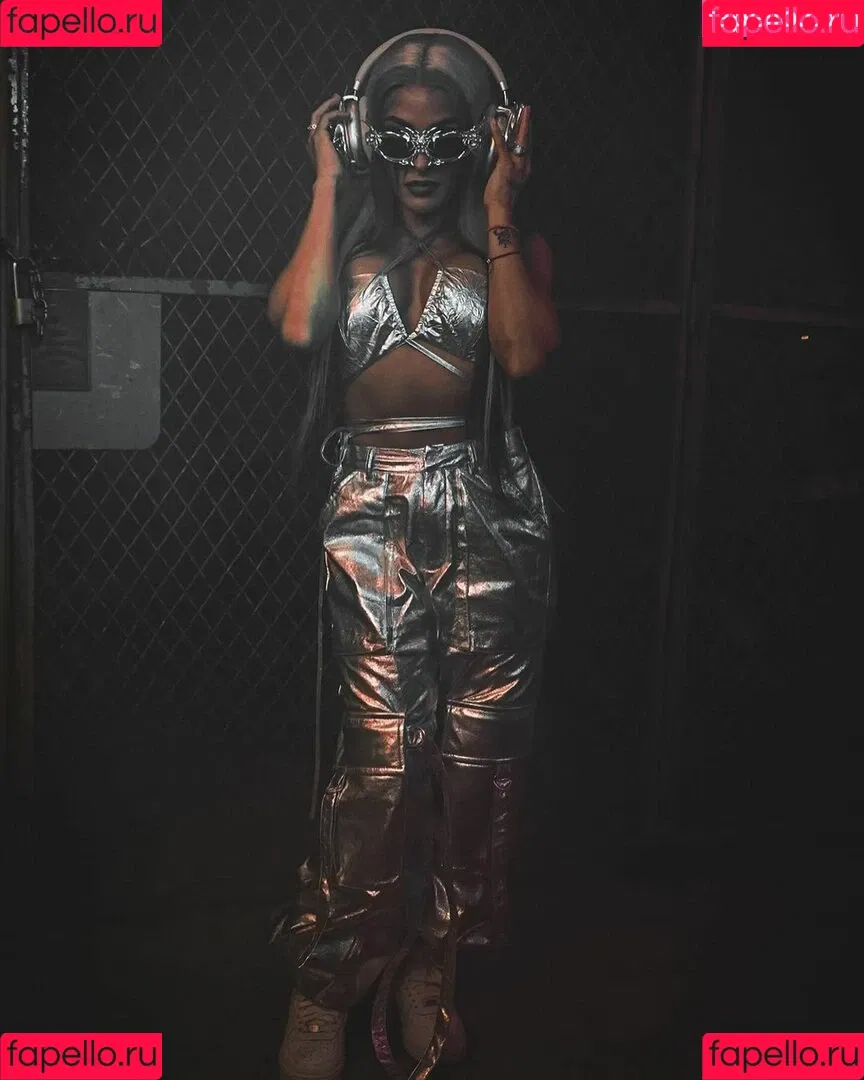 / Thea Trinidad / Zelina Vega / zelinavegawwe Onlyfans Photo Gallery 
