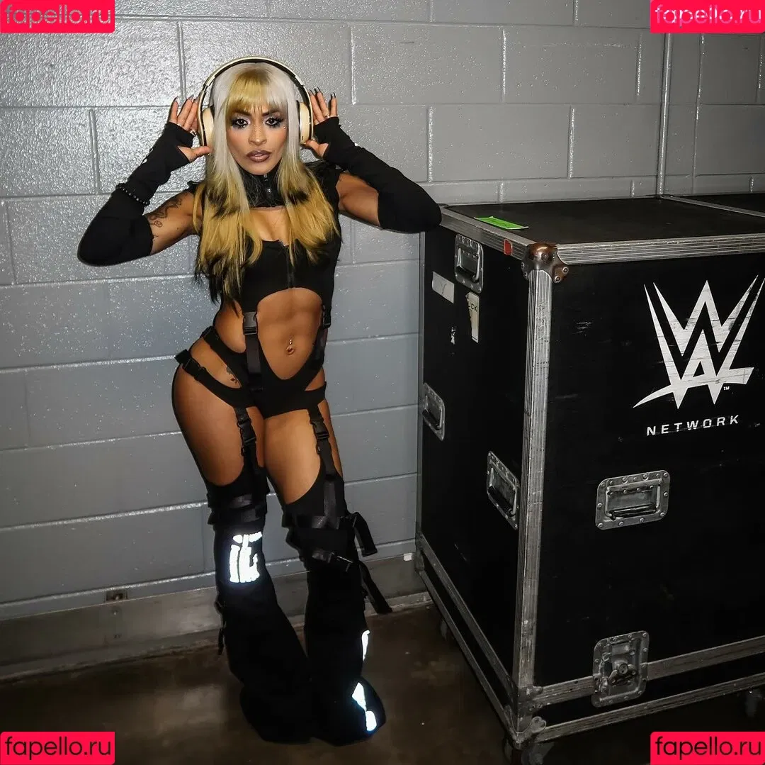 / Thea Trinidad / Zelina Vega / zelinavegawwe Onlyfans Photo Gallery 