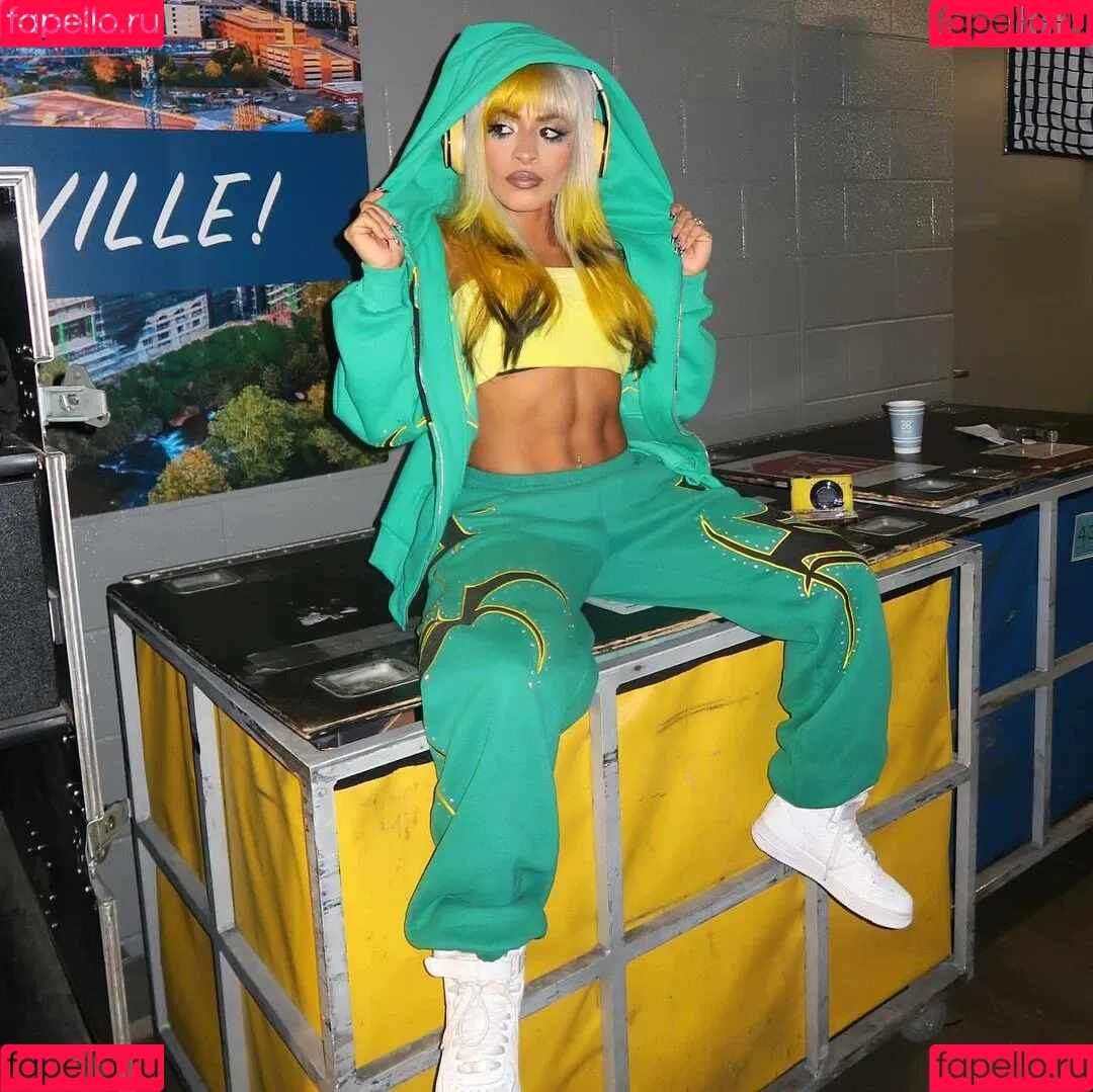 / Thea Trinidad / Zelina Vega / zelinavegawwe Onlyfans Photo Gallery 