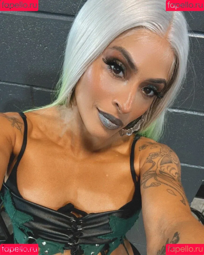 / Thea Trinidad / Zelina Vega / zelinavegawwe Onlyfans Photo Gallery 