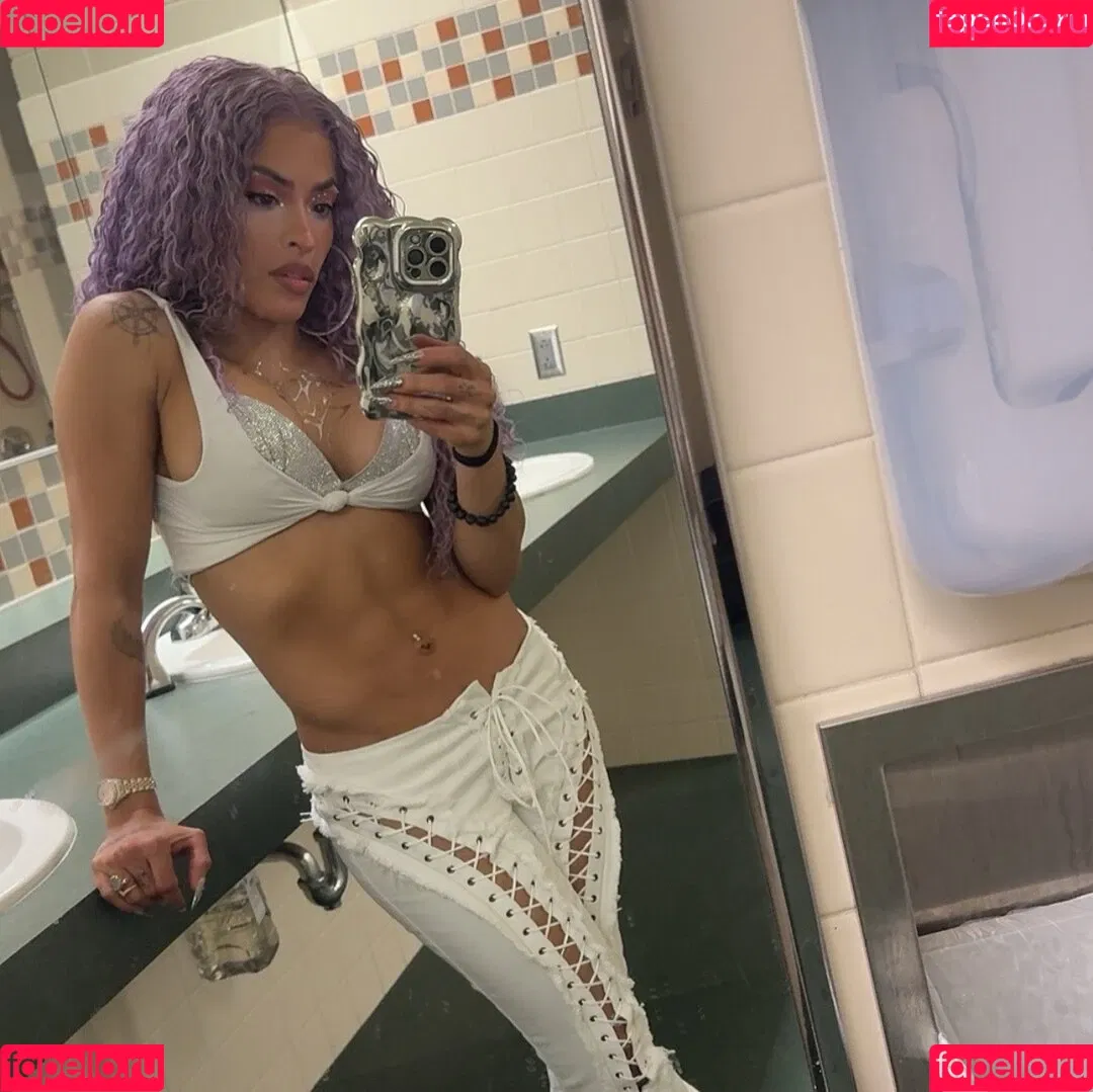 / Thea Trinidad / Zelina Vega / zelinavegawwe Onlyfans Photo Gallery 