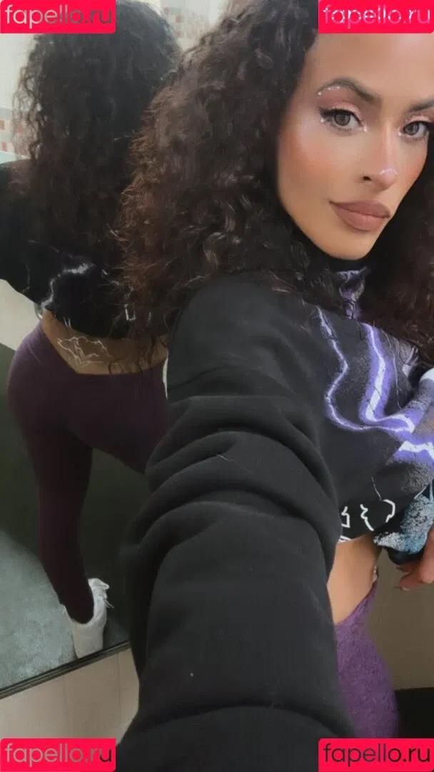 / Thea Trinidad / Zelina Vega / zelinavegawwe Onlyfans Photo Gallery 