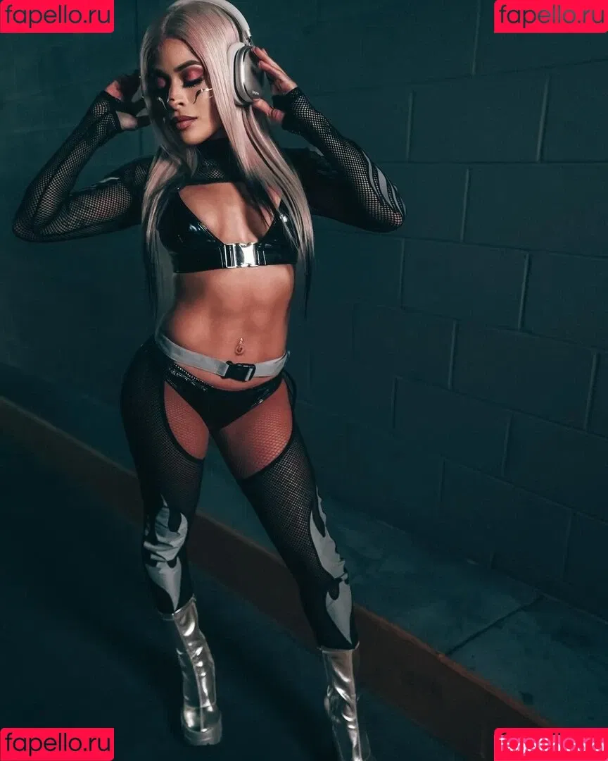 / Thea Trinidad / Zelina Vega / zelinavegawwe Onlyfans Photo Gallery 
