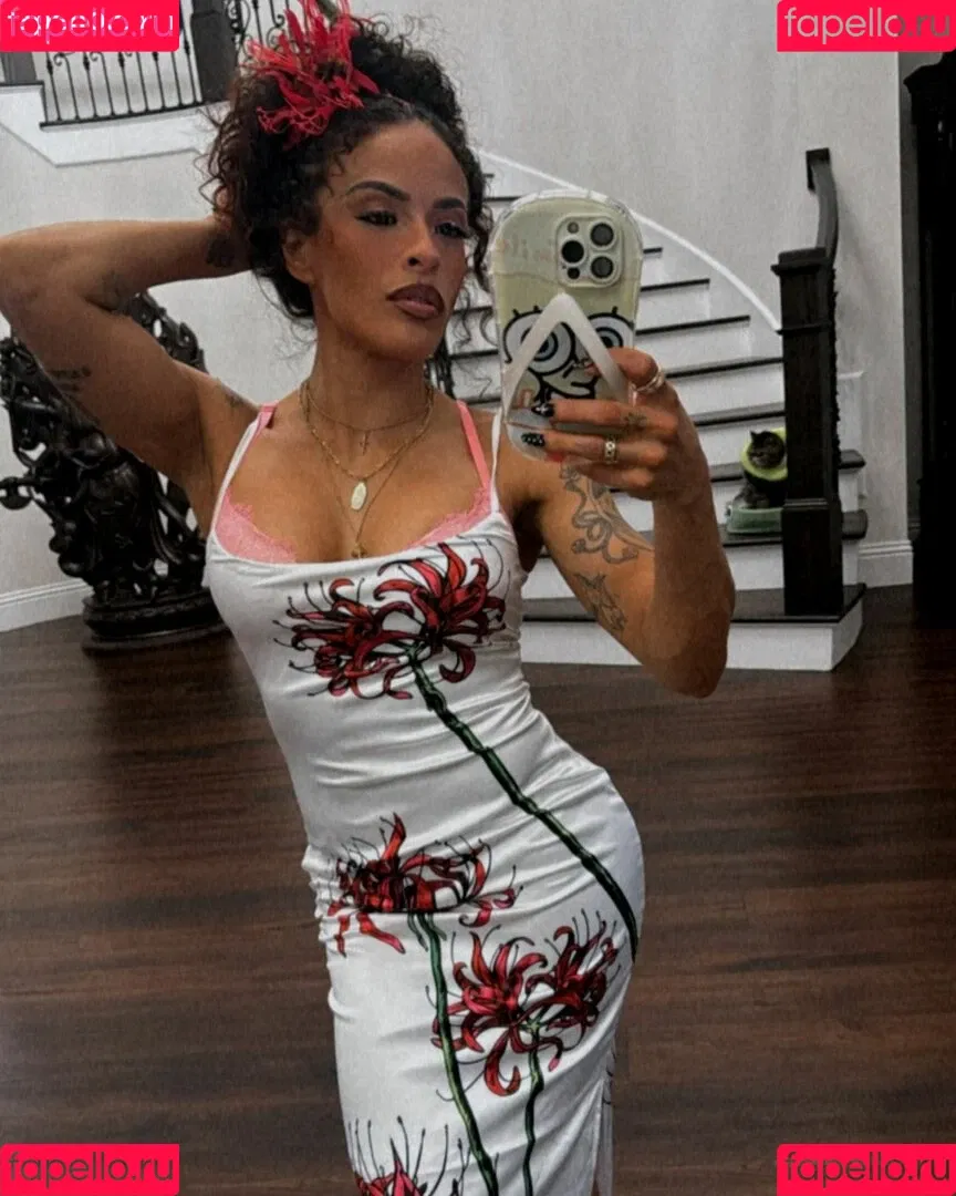 / Thea Trinidad / Zelina Vega / zelinavegawwe Onlyfans Photo Gallery 