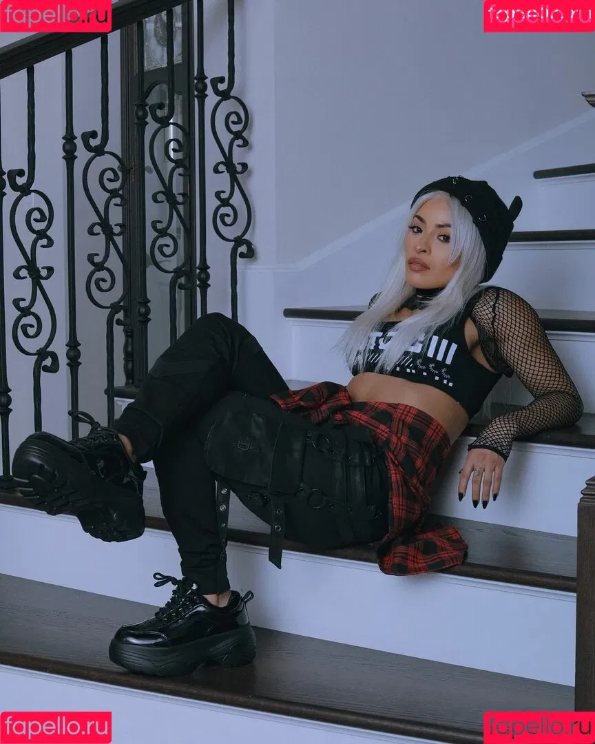 / Thea Trinidad / Zelina Vega / zelinavegawwe Onlyfans Photo Gallery 