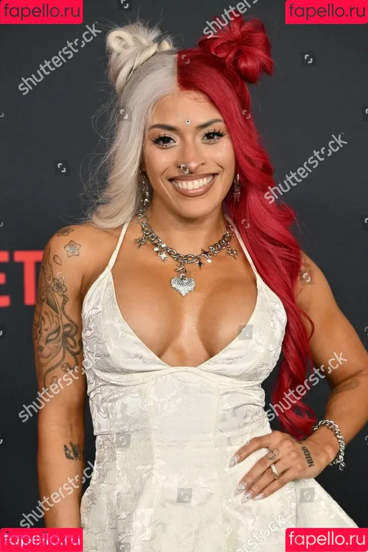 / Thea Trinidad / Zelina Vega / zelinavegawwe Onlyfans Photo Gallery 