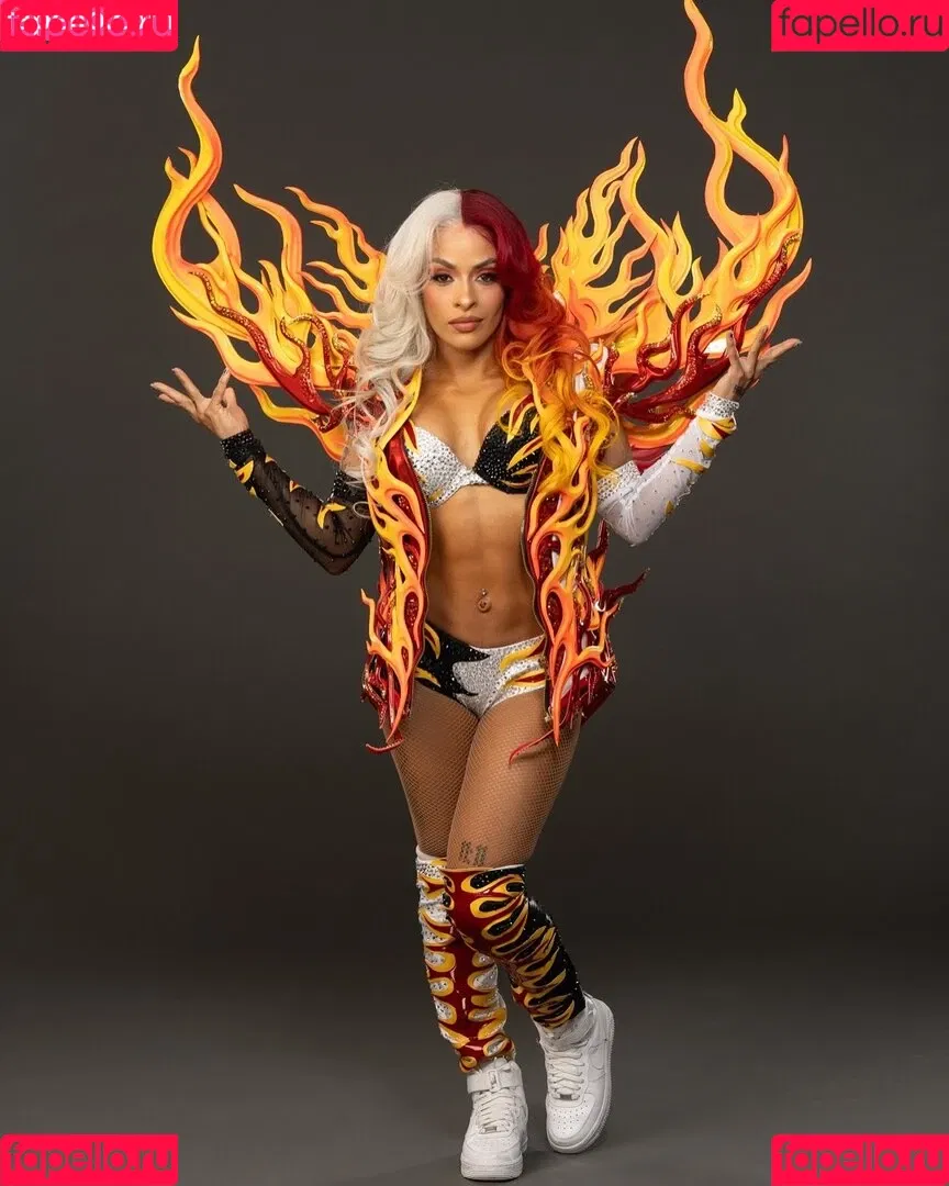 / Thea Trinidad / Zelina Vega / zelinavegawwe Onlyfans Photo Gallery 
