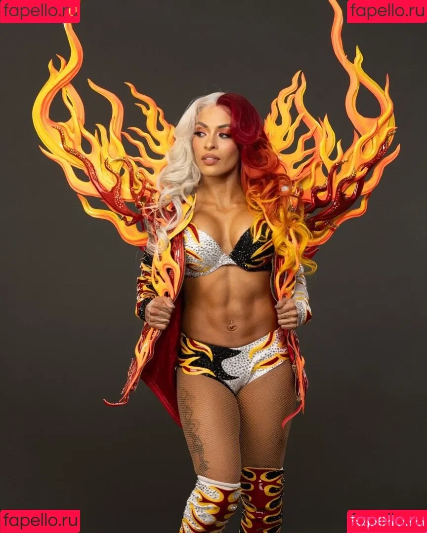 / Thea Trinidad / Zelina Vega / zelinavegawwe Onlyfans Photo Gallery 