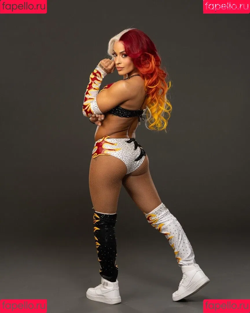 / Thea Trinidad / Zelina Vega / zelinavegawwe Onlyfans Photo Gallery 