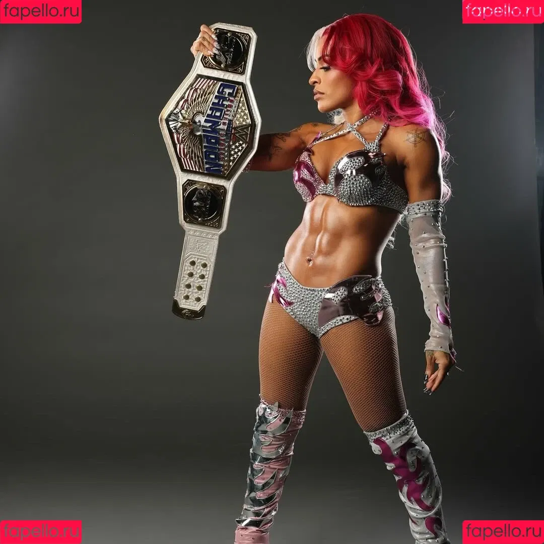 / Thea Trinidad / Zelina Vega / zelinavegawwe Onlyfans Photo Gallery 