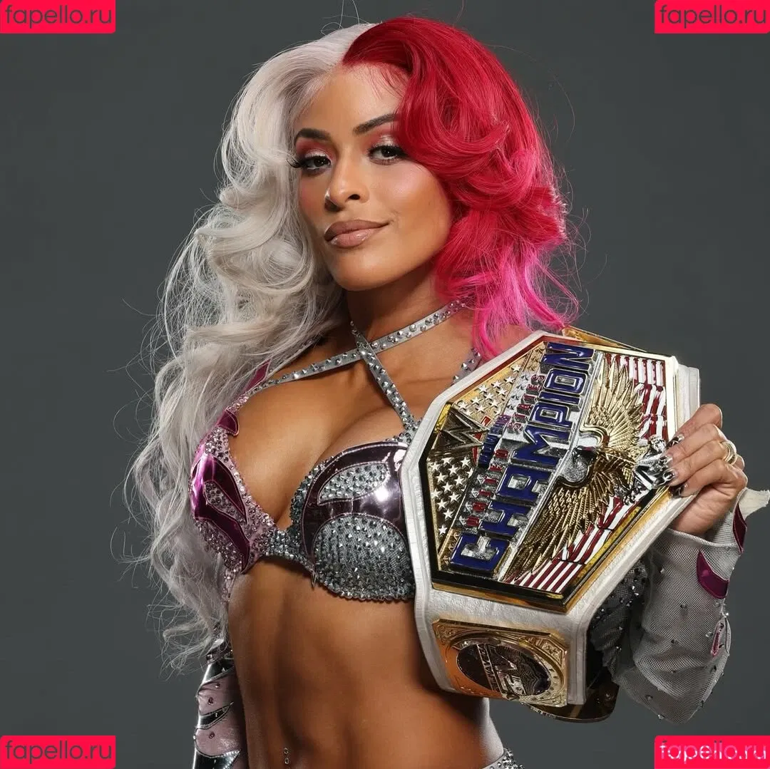 / Thea Trinidad / Zelina Vega / zelinavegawwe Onlyfans Photo Gallery 