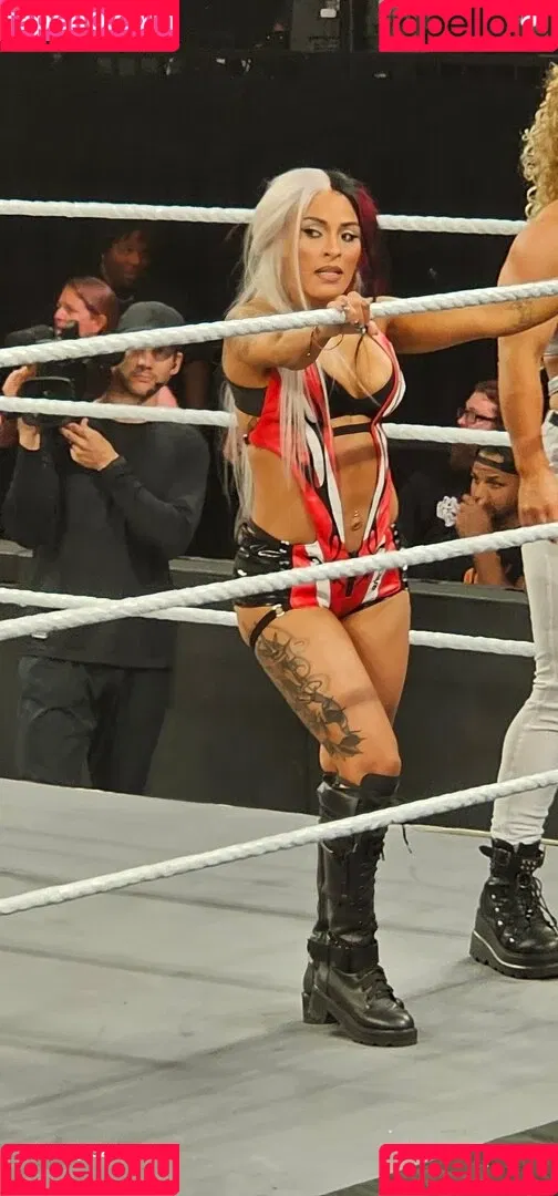/ Thea Trinidad / Zelina Vega / zelinavegawwe Onlyfans Photo Gallery 