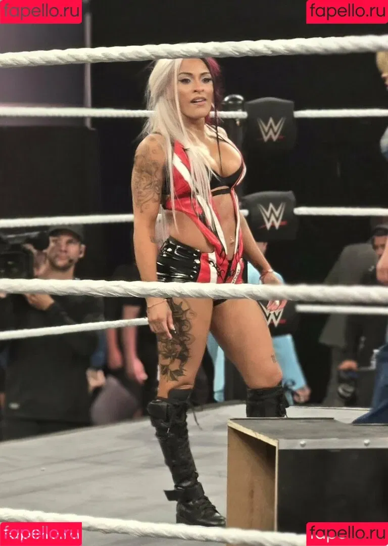 / Thea Trinidad / Zelina Vega / zelinavegawwe Onlyfans Photo Gallery 