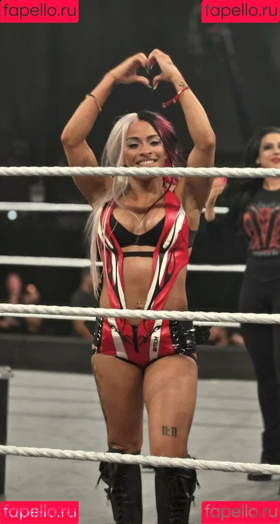 / Thea Trinidad / Zelina Vega / zelinavegawwe Onlyfans Photo Gallery 